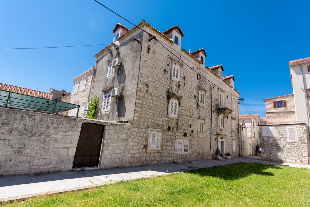 Top-Floor Apartment In Trogir Center 外观 照片